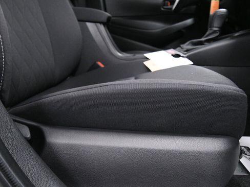 Certified 2024 Toyota Corolla LE image 25