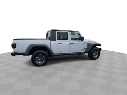 Used 2024 Jeep Gladiator Mojave w/ Safety Group image 8