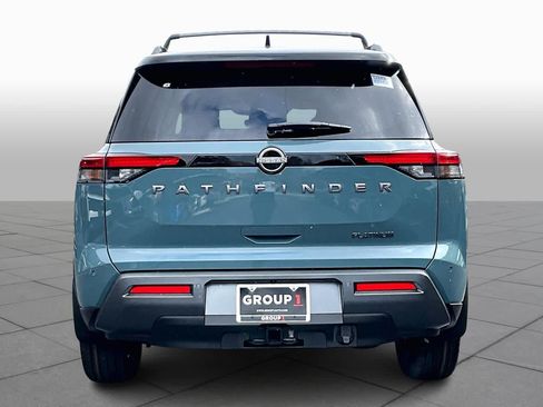 New 2026 Nissan Pathfinder Platinum w/ Accent Package image 4