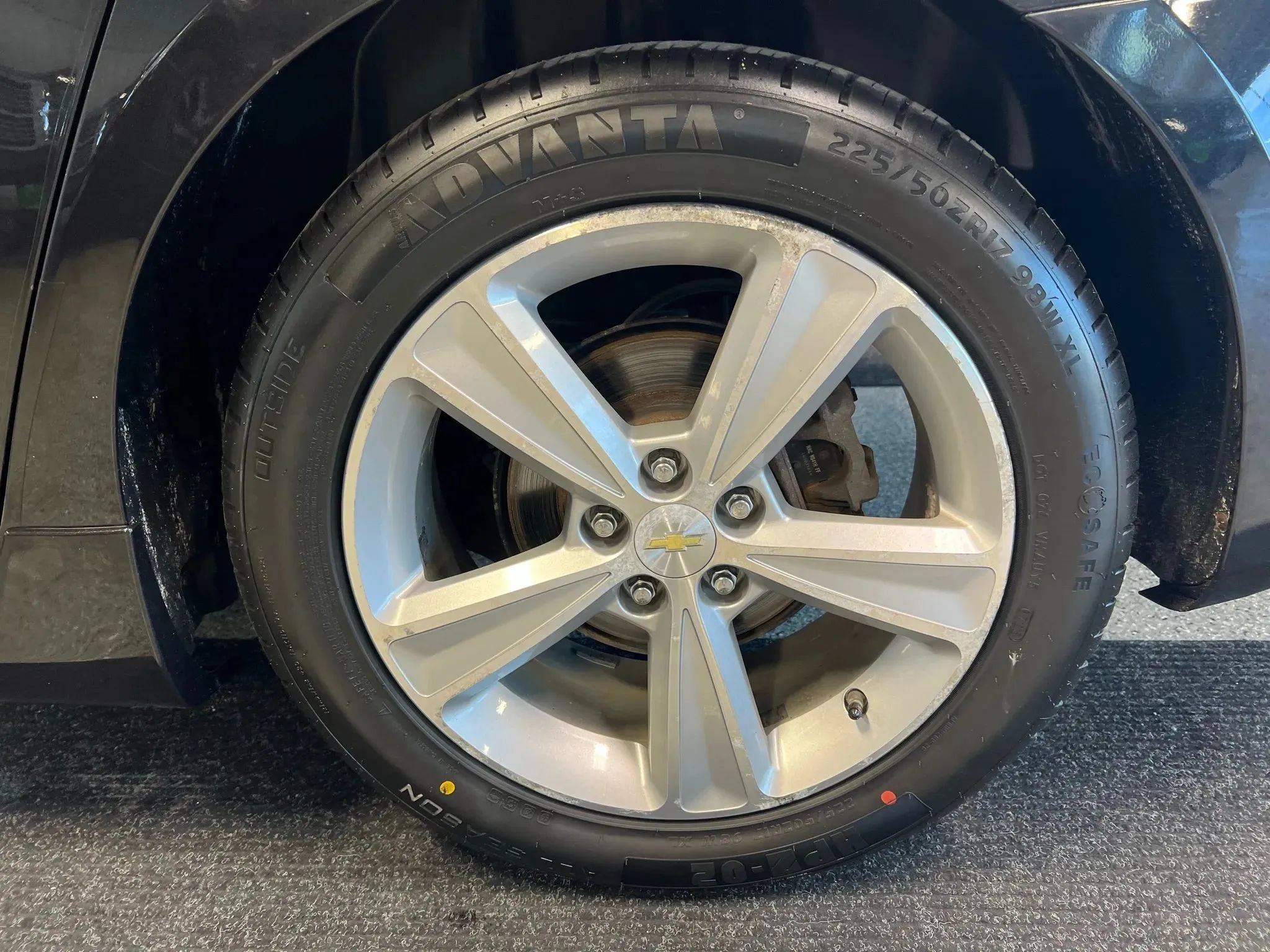 Used 2014 Chevrolet Cruze LT w/ Sun, Sound and Sport Package FWD image 18
