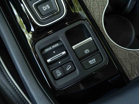 Used 2026 Honda Pilot Elite image 29
