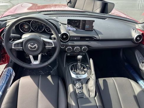 New 2026 MAZDA MX-5 Miata RF Grand Touring RWD image 10