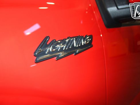 Used 2019 Ford F150 XL w/ Equipment Group 101A Mid RWD image 38