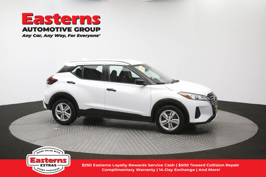 Used 2022 Nissan Kicks S FWD image 46