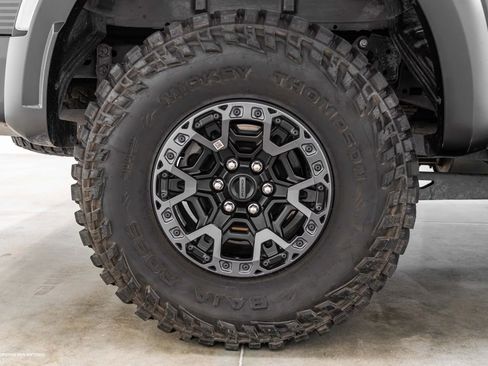 Used 2025 Ford F150 Raptor w/ Equipment Group 803A Raptor R AWD/4WD image 8