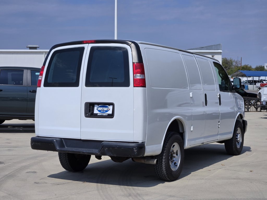 Used 2019 Chevrolet Express 2500 RWD image 7