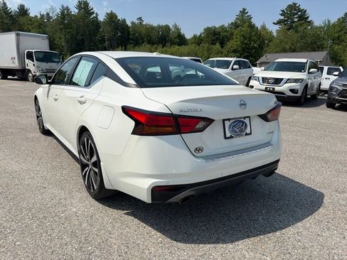 Used 2022 Nissan Altima 2.0 SR FWD image 4
