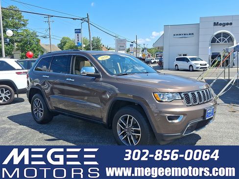 Used 2020 Jeep Grand Cherokee Limited w/ Trailer Tow Group IV image 1