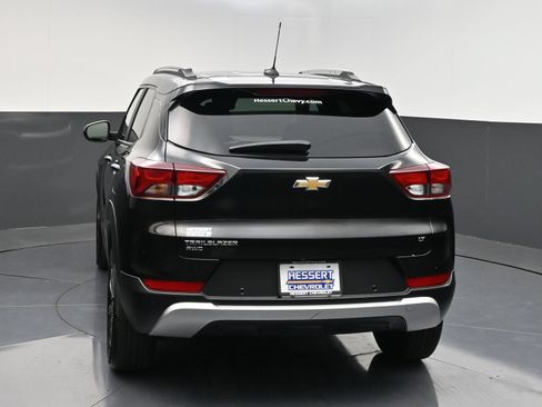 Used 2021 Chevrolet TrailBlazer LT w/ Premium Seating Package AWD/4WD image 6