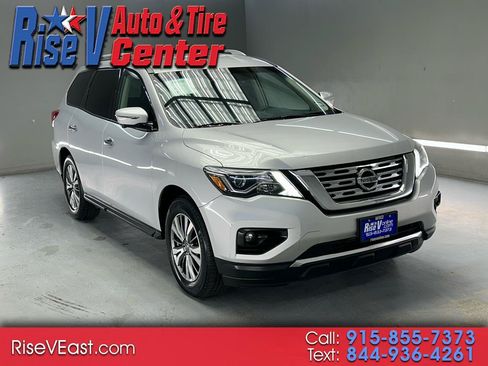 Used 2019 Nissan Pathfinder SL FWD image 1
