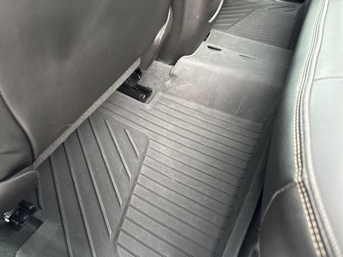 Used 2022 GMC Canyon Denali AWD/4WD image 27