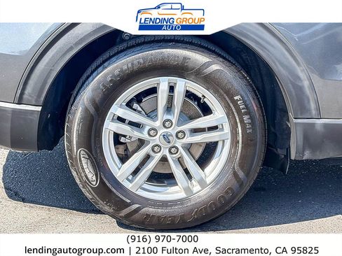 Used 2020 Ford Explorer XLT RWD image 10