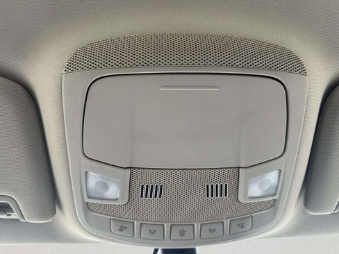 Used 2019 Ford Fusion SE FWD image 29