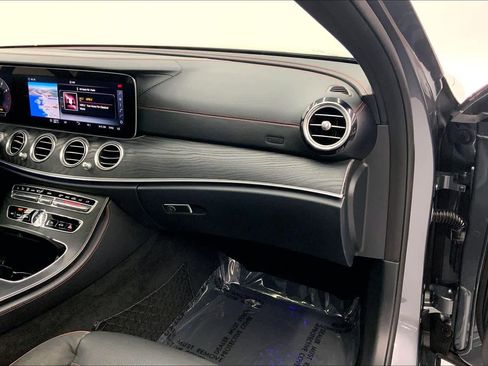 Used 2018 Mercedes-Benz E 43 AMG 4MATIC Sedan image 27