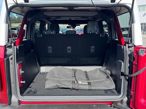 Used 2025 Ford Bronco Heritage Edition image 18