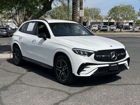 Used 2024 Mercedes-Benz GLC 300 image 6