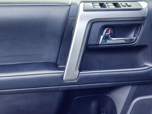 Used 2024 Toyota 4Runner SR5 image 9