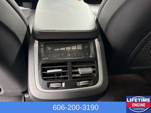 Used 2024 Volvo XC90 B6 Plus w/ Protection Package Premier image 17