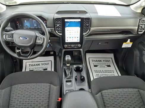 Used 2025 Ford Ranger XLT image 15