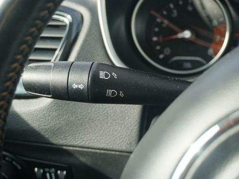 Used 2018 Jeep Compass Limited w/ Navigation Group image 18