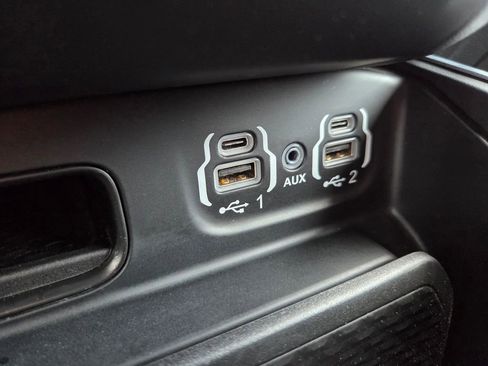 Used 2022 RAM 1500 Big Horn image 23