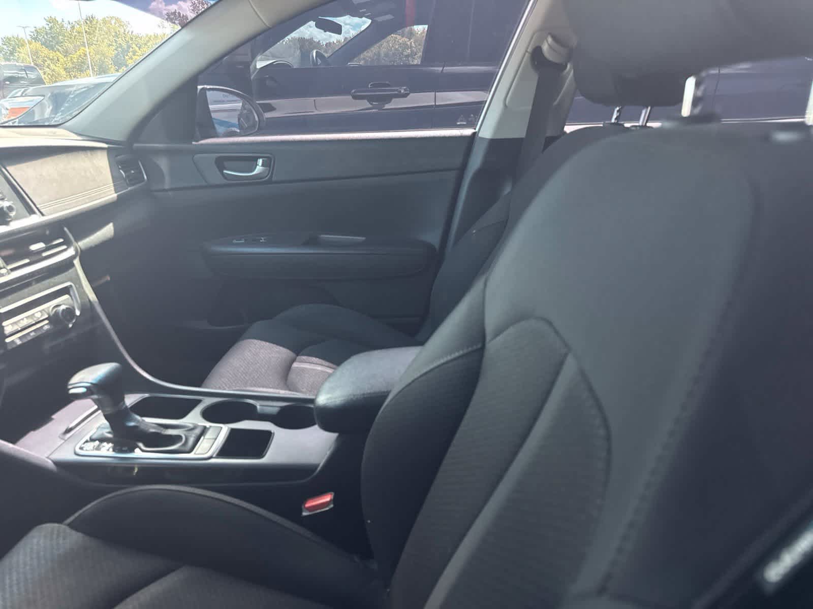 Used 2016 Kia Optima LX FWD image 29