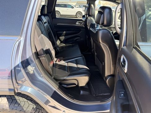 Used 2020 Jeep Grand Cherokee Limited image 4