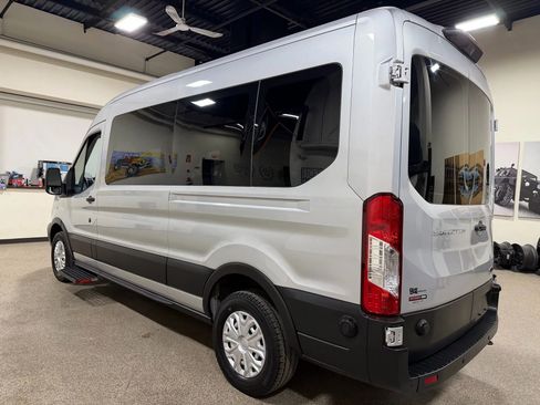 Used 2019 Ford Transit 250 148 Medium Roof image 19