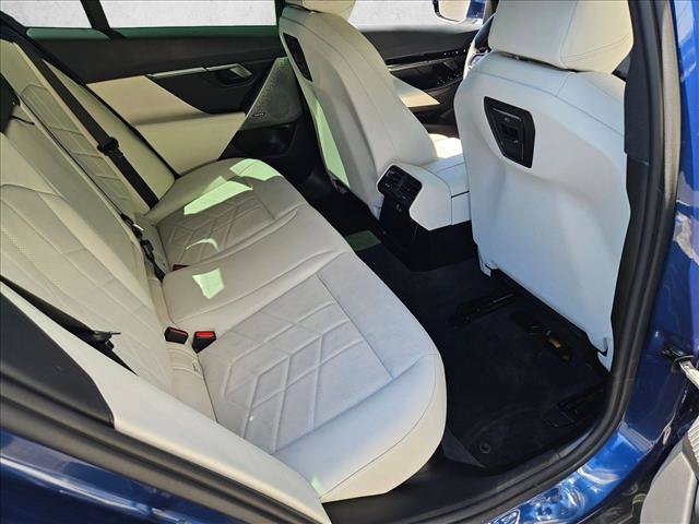 Certified 2024 BMW 530i w/ Convenience Package RWD image 18