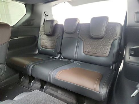 New 2026 Nissan Armada Platinum Reserve image 33