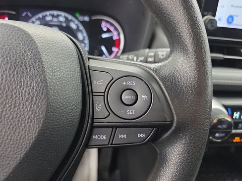 Used 2024 Toyota RAV4 XLE image 36