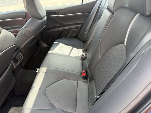 Certified 2018 Toyota Camry XSE FWD image 12