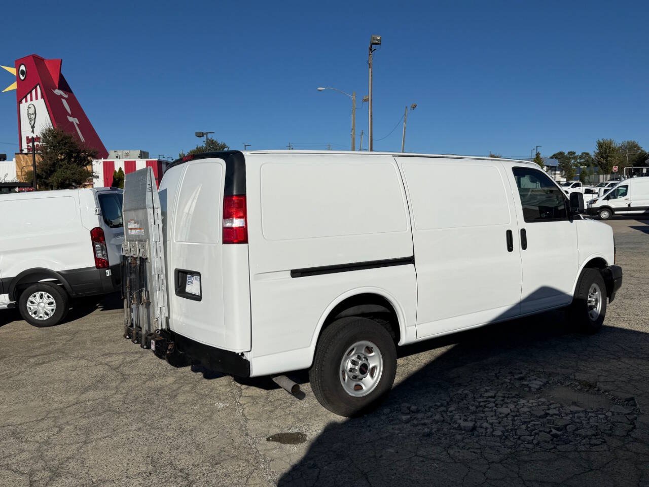 Used 2020 GMC Savana 3500 w/ Driver Convenience Package RWD image 2