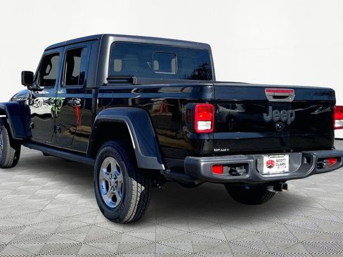 Used 2021 Jeep Gladiator Sport image 4