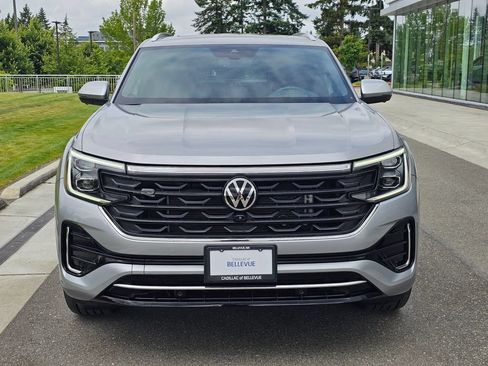 Used 2024 Volkswagen Atlas Cross Sport SEL Premium R-Line AWD/4WD image 8