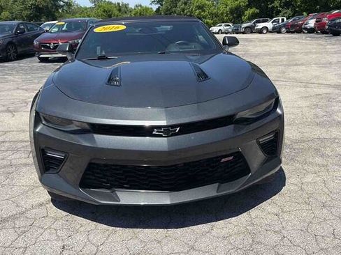 Used 2016 Chevrolet Camaro SS RWD image 4