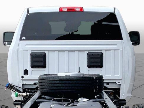 New 2026 RAM 5500 Tradesman w/ Chrome Appearance Group image 4