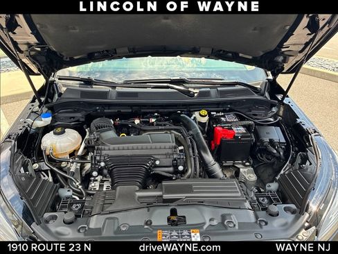 Certified 2025 Lincoln Corsair AWD w/ Equipment Group 101A image 28