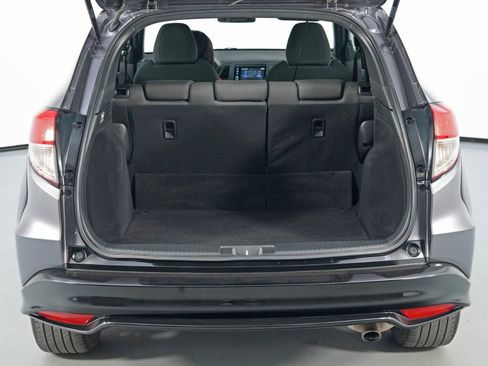 Used 2022 Honda HR-V Sport image 9