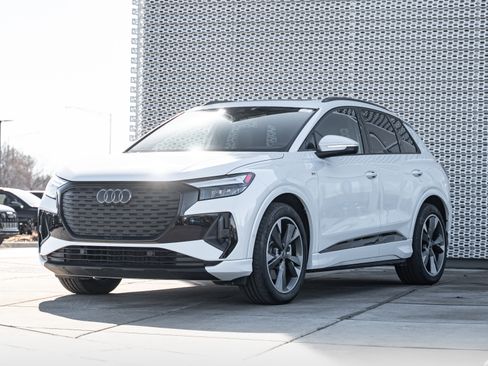 Certified 2024 Audi Q4 e-tron Premium Plus w/ Premium Plus AWD/4WD image 7