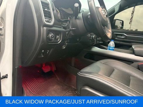 Used 2022 RAM 1500 Big Horn AWD/4WD image 9