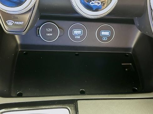 Certified 2023 Genesis G70 2.0T RWD image 20