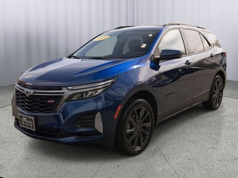 Used 2023 Chevrolet Equinox RS AWD/4WD image 18