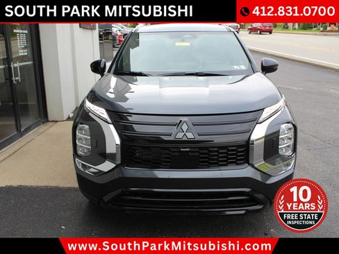 New 2026 Mitsubishi Outlander LE AWD/4WD image 4