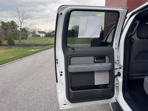 Used 2013 Ford F150 XLT w/ Luxury Equipment Group image 12