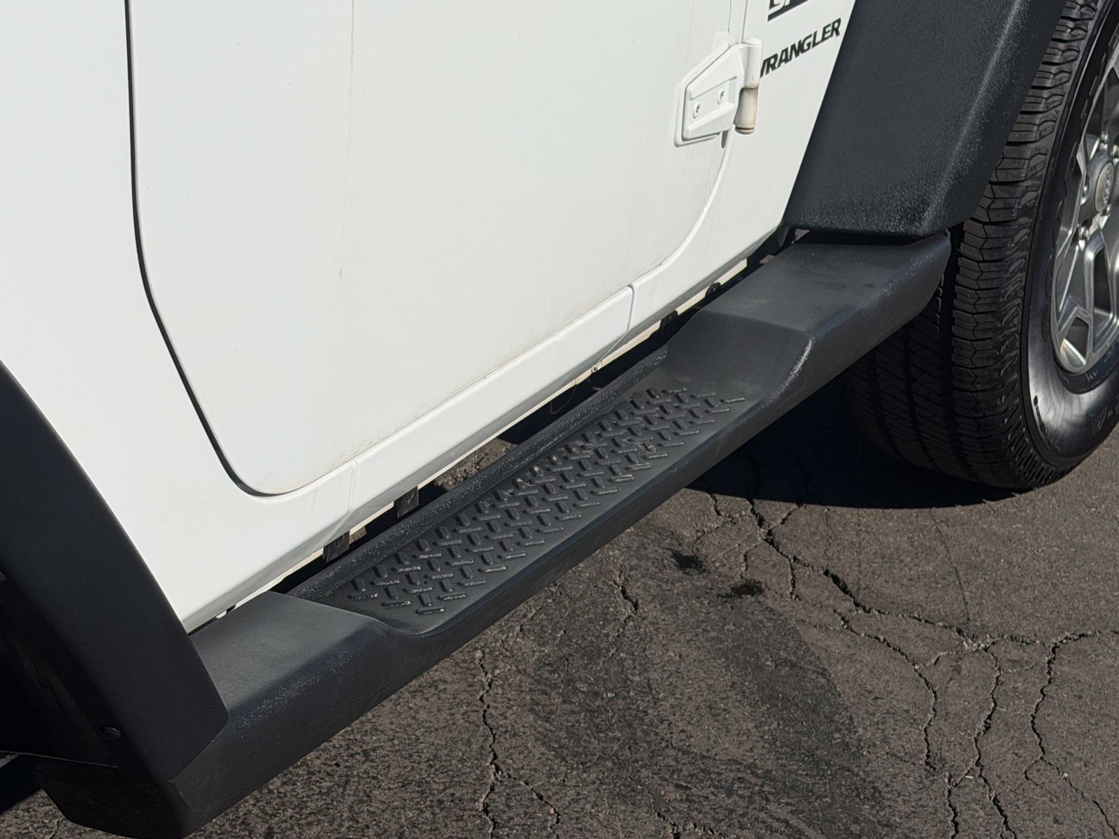 Used 2016 Jeep Wrangler Sport AWD/4WD image 10
