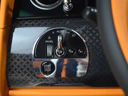 New 2026 Rolls-Royce Cullinan Black Badge image 29