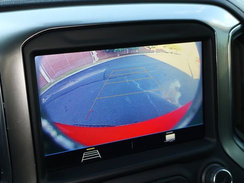 Used 2021 Chevrolet Silverado 1500 LT w/ Bed Protection Package image 5