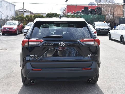 Used 2025 Toyota RAV4 LE image 7