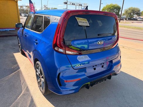 Used 2021 Kia Soul Turbo image 3